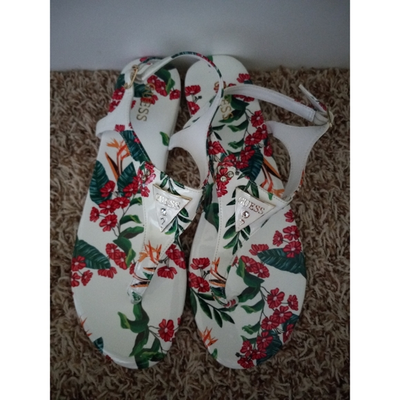 Guess Factory Carmela Floral T-Strap Sandals - Picture 2 of 3